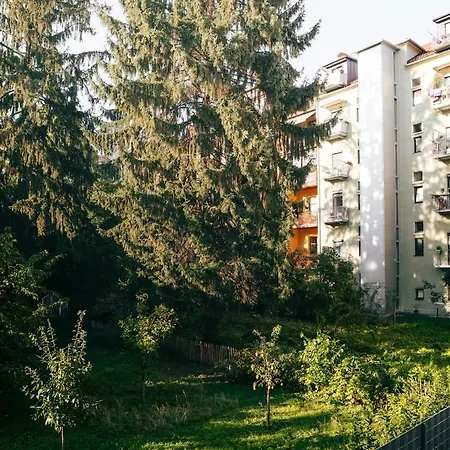 K6 Luxe Near Schlossberg