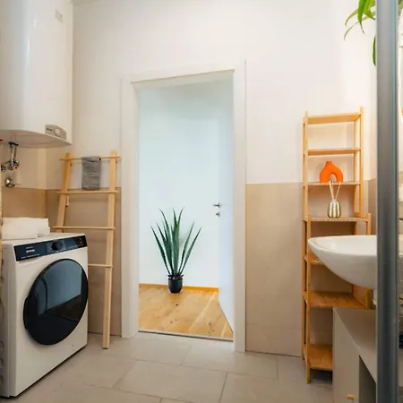 K6 Luxe Near Schlossberg Apartman Graz