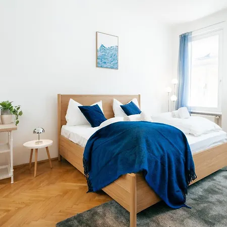 K6 Luxe Near Schlossberg Apartman Graz